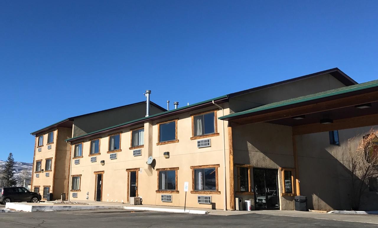Super 8 By Wyndham Kremmling Hotel Exterior foto